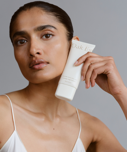 Renew Face Polish – Brightening Pineapple &amp; Red Algae Exfoliator